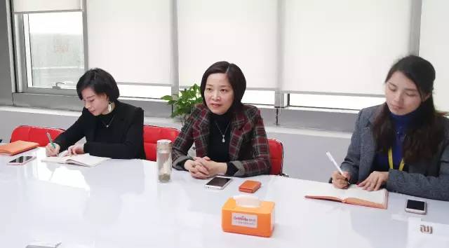 中華-伊斯蘭關系理事會理事長丁厚飛博士來訪上海東方龍商務深入洽談一帶一路建設合作 中華-伊斯蘭關系理事會理事長丁厚飛博士來訪上海東方龍商務深入洽談一帶一路建設合作