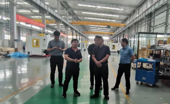 務(wù)實(shí)推進(jìn)政府方與數(shù)控機(jī)床智能制造投資選址項(xiàng)目方、計(jì)算機(jī)配件項(xiàng)目方現(xiàn)場(chǎng)對(duì)接,夯實(shí)合作基礎(chǔ) 務(wù)實(shí)推進(jìn)政府方與數(shù)控機(jī)床智能制造投資選址項(xiàng)目方、計(jì)算機(jī)配件項(xiàng)目方現(xiàn)場(chǎng)對(duì)接,夯實(shí)合作基礎(chǔ)