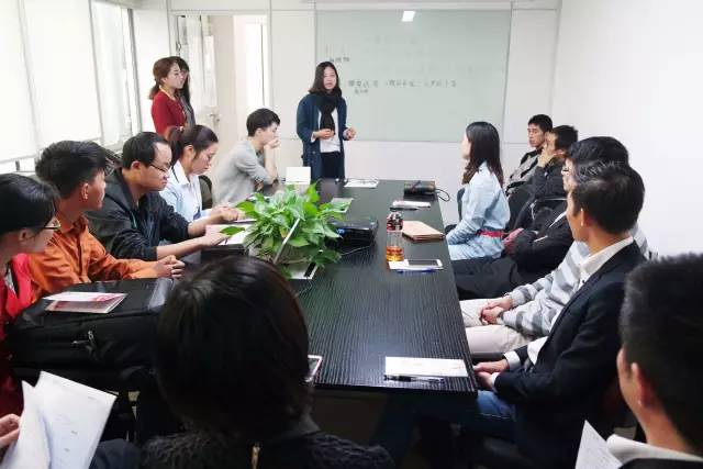 東方龍商務成功舉辦精英招聘會 東方龍商務成功舉辦精英招聘會