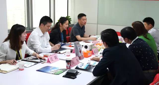 睿瑪科公司來訪東方龍商務,深入洽談世界級防水連接器產品的全國轉化與推廣 睿瑪科公司來訪東方龍商務,深入洽談世界級防水連接器產品的全國轉化與推廣