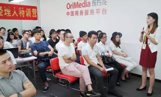 東方龍商務舉辦招聘會,伯樂尋良馬,明主覓賢才 東方龍商務舉辦招聘會,伯樂尋良馬,明主覓賢才