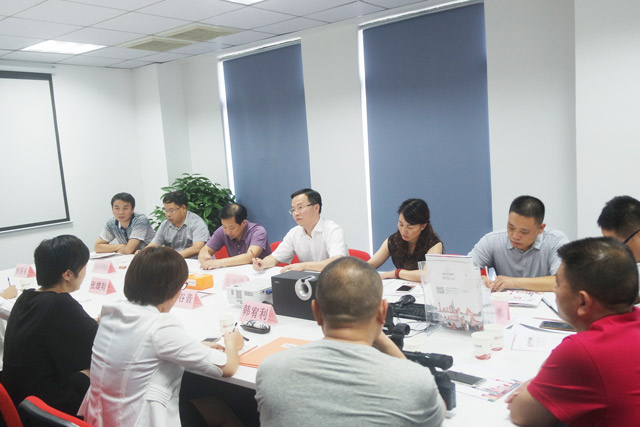 東方龍商務接待數十批湖南省市、縣政府考察團,全面交流委托招商引資合作 東方龍商務接待數十批湖南省市、縣政府考察團,全面交流委托招商引資合作