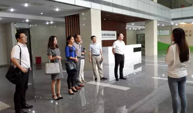 東方龍商務陪同全球性跨境電商投資選址項目方實地考察蘇州及南京園區,推進優質項目合作 東方龍商務陪同全球性跨境電商投資選址項目方實地考察蘇州及南京園區,推進優質項目合作