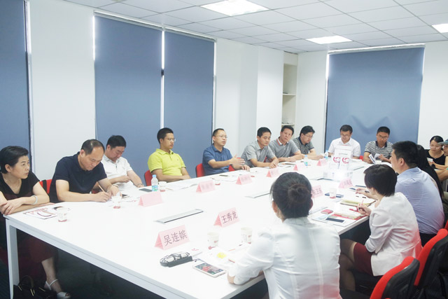 東方龍商務接待數十批湖南省市、縣政府考察團,全面交流委托招商引資合作 東方龍商務接待數十批湖南省市、縣政府考察團,全面交流委托招商引資合作