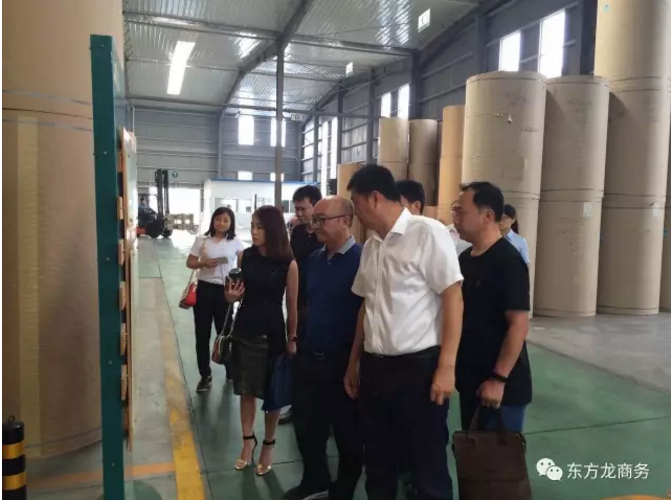 陪同湖南張家界、江蘇邳州實地考察新型包裝材料投資選址項目企業,務實推進項目合作落地 陪同湖南張家界、江蘇邳州實地考察新型包裝材料投資選址項目企業,務實推進項目合作落地
