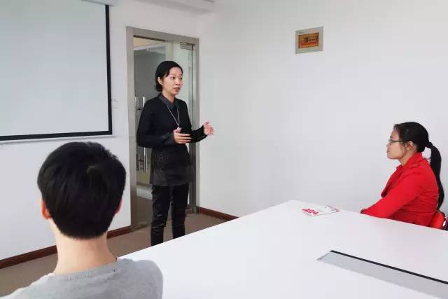 東方龍商務成功舉辦精英招聘會 東方龍商務成功舉辦精英招聘會