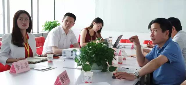滁州市楊東坡副市長(zhǎng)一行應(yīng)邀來訪東方龍商務(wù)洽談委托招商引資合作
