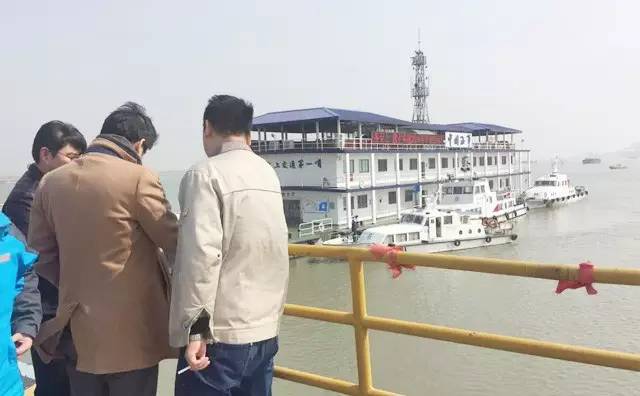 東方龍商務陪同多家投資選址項目方考察鎮江金港產業園 東方龍商務陪同多家投資選址項目方考察鎮江金港產業園