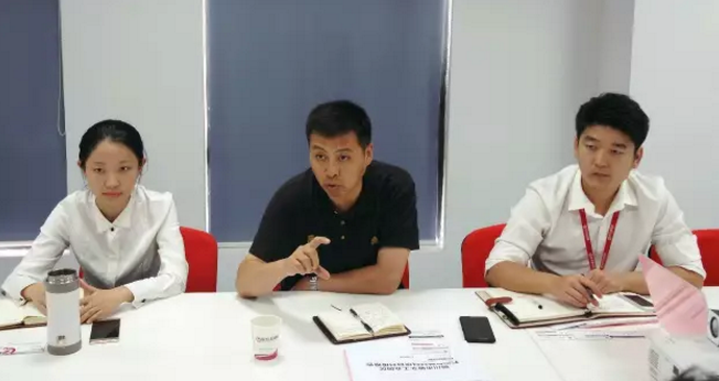 舉行環(huán)保新材料包裝投資選址項目的政府對接會,與多家政府約定后續(xù)考察 舉行環(huán)保新材料包裝投資選址項目的政府對接會,與多家政府約定后續(xù)考察