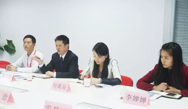 榆林市橫山區(qū)政府區(qū)長帶隊考察東方龍商務(wù)平臺,交流委托招商引資戰(zhàn)略合作 榆林市橫山區(qū)政府區(qū)長帶隊考察東方龍商務(wù)平臺,交流委托招商引資戰(zhàn)略合作