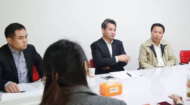 中華-伊斯蘭關系理事會理事長丁厚飛博士來訪上海東方龍商務深入洽談一帶一路建設合作 中華-伊斯蘭關系理事會理事長丁厚飛博士來訪上海東方龍商務深入洽談一帶一路建設合作