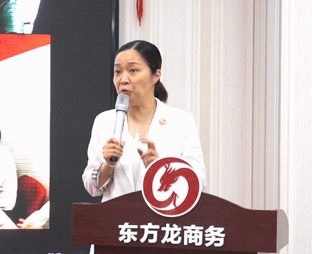 東方龍商務集團舉行年中工作會議及干部述職報告,正式啟動“夏季攻堅”服務競賽! 東方龍商務集團舉行年中工作會議及干部述職報告,正式啟動“夏季攻堅”服務競賽!