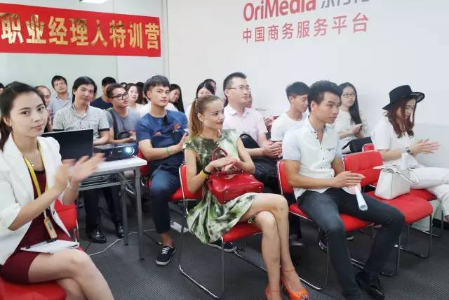 東方龍商務舉辦招聘會,伯樂尋良馬,明主覓賢才 東方龍商務舉辦招聘會,伯樂尋良馬,明主覓賢才