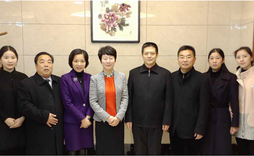 委托招商合作簽約,江西鷹潭市成為東方龍商務首批10個承接產業梯度轉移的重點落戶城市 委托招商合作簽約,江西鷹潭市成為東方龍商務首批10個承接產業梯度轉移的重點落戶城市