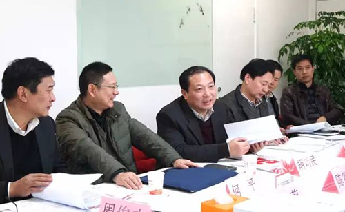 荊門(mén)市委常委、常務(wù)副市長(zhǎng)胡功民率隊(duì)赴上海考察，與我司簽訂委托招商引資戰(zhàn)略合作協(xié)議