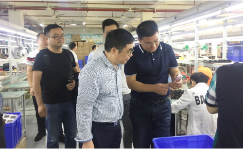 深圳分公司陪同政府園區赴智能終端電子產品產業鏈投資選址項目方對接考察,推動電子信息產業規模化發展 深圳分公司陪同政府園區赴智能終端電子產品產業鏈投資選址項目方對接考察,推動電子信息產業規模化發展