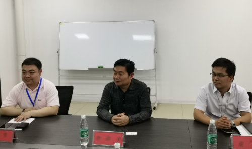 陪同政府園區(qū)赴綠色動力電池擴建投資選址項目方對接考察，全力促進地方在環(huán)保產(chǎn)業(yè)發(fā)展方面增量提質(zhì)