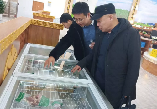 內蒙古錫林郭勒盟政府對接高端牛羊肉精深加工投資選址項目,實地考察企業生產加工車間和產品展廳 內蒙古錫林郭勒盟政府對接高端牛羊肉精深加工投資選址項目,實地考察企業生產加工車間和產品展廳