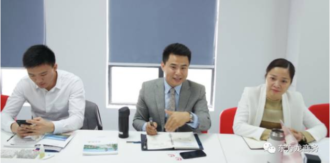 上海總部舉行建筑環保新材料全國布點投資選址項目的政府對接會,近期將盡快安排雙向考察 上海總部舉行建筑環保新材料全國布點投資選址項目的政府對接會,近期將盡快安排雙向考察