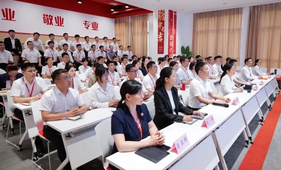 引領(lǐng)投資新風(fēng)向，精準(zhǔn)把握招商脈搏！7月中旬，集團(tuán)共44個優(yōu)質(zhì)投資選址項目通過評估
